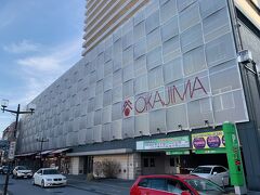 甲府の老舗デパート、岡島百貨店。
2023年にここココリに移転してきました。