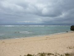 そしてトケイ浜　観光客はハートロックばかりでこっちはのんびり海を見れました

・・天気が良ければいいんだろうなぁ・・