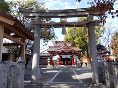 尾浜八幡神社
　伊居太神社から徒歩40分のところに鎮座しています。
　庄下川沿いにあります。