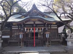 難波八幡神社
　梅の木公園から徒歩7分くらいのところにあります。
　４世紀ごろに仁徳天皇が度々この難波の地を訪れ、
　その仮宮（難波祝津宮）としたのがこの神社の始まり
　とのこと。
　本殿は、尼崎市の文化財に指定されている。
