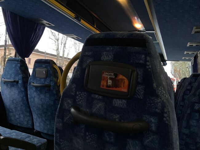 冬なのでバスは数人しか乗っていなかった。夏は乗車できないくらい混雑するらしいのだが。