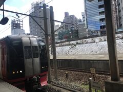 金山から犬山までは名鉄特急・快速特急で３０分ほど。
名鉄では特別車両券であるミューチケットを購入して特別車に乗車しました。