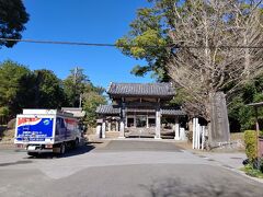 10:10　鏡忍寺到着
日蓮聖人さん小松原法難の霊跡場（法難は4つもあったそうな）