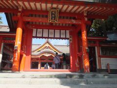 [４日目]
ゆっくりめに宿を出て、予定にはなかった青島神社をお参りすることにしました。
団体旅行や外国の方もお参りしていて、なかなか賑やかでした。