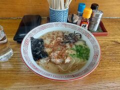 ラーメン。(ほかに餃子も)

・・・美味い！！