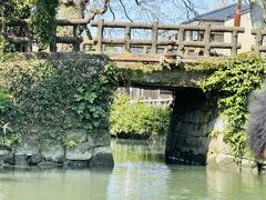 この日は水深70センチだったから良かったものの水深が深い日には頭を打ちそうです
水深は日々変化するそうです
水害にはならない程度に日々コントロールされているそうです