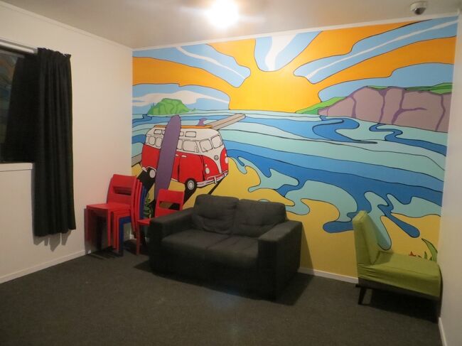 25:26<br />テレビ部屋で充電してたら、ソファーで寝落ちしていました。<br />とりあえず充電は完了です。