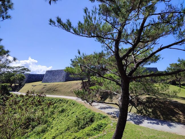 座喜味城は築城の名手・護佐丸の手によるもの。