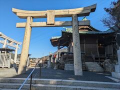 関門橋のたもとには、和布刈神社が鎮座されています。
九州で一番北にある神社です、ってそりゃそうだよね。
壇ノ浦の戦い前夜に、平家がここで必勝期限の宴を開いたそうです。