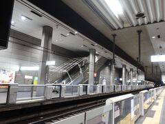 　みなとみらい線は全線地下で、大きな空間を持つ駅が多いです。大阪の御堂筋線や台北捷運を思い出します。