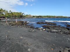 プナルウ黒砂海岸