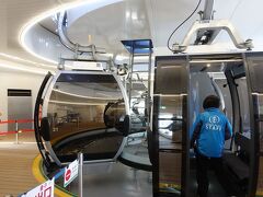 　実用的な移動に、横浜らしい景色を楽しめて、一石二鳥な乗り物でした。1,000円という運賃も、考えようによってはお得でもあるのでは？
　博多での構想が、政争の具になり日の目を見なかったのが、かえすがえすも残念。ぜひ成功例になってもらって、博多での導入にもつながってくれればと思います。