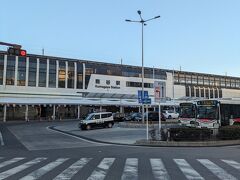 朝７時半過ぎの熊谷駅前です。