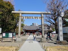 そして本堂の隣には浅草神社。