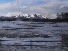 西別岳

北海道川上郡標茶町にある標高799,5 mの山。摩周火山を構成する火山の一つ