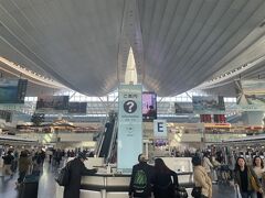 仕事を終えて３時過ぎに羽田空港第３ターミナルに到着