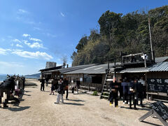 糸島へ移動して「またいちの塩」の製塩所のあるところへやってきました