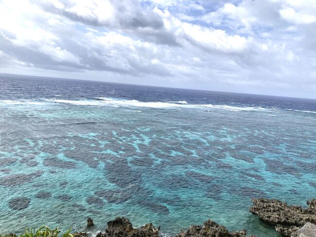 イムギャーマリンガーデン、展望台から反対側の景色です。珊瑚礁の海が綺麗です。