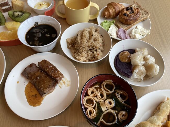 ステーキやワールド料理もあり、美味しくいただきました。^_^