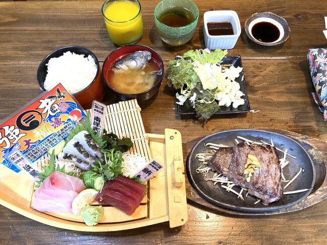 翌日、那覇から宮古島に出発する日、こちらは那覇市ゆいレール美栄橋駅近くにある、居酒屋「強者」さんのランチです。刺身の舟盛りとステーキを食べました。ご飯と味噌汁とサラダは食べ放題です。飲み物も飲み放題です。<br />ほんと食べすぎ旅で申し訳ありません。笑笑