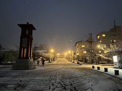 弥彦神社奥宮 御神廟