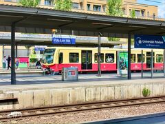 ポツダム中央駅のホームに出て来ました。