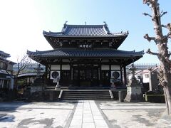 布袋尊をお祀りしている弘福寺の本堂。立派な建物でした。