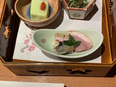 黒壁スクエアにあるお店で
今夜の夕食は近江牛にしましょう

