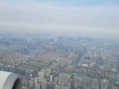 杭州へは約3時間ほど
人口1000万人の杭州は着陸前からも都会さを感じます