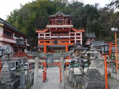 「草戸稲荷神社」
807年、明王院の開基　空海上人が同寺の鎮守として斎き祀ったものと伝えられる地方数少ない古社