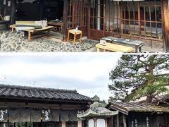 ◆今宮神社◆
あぶり餅のお店　２つが向かい合っている
上：あぶり餅 一和（一文字屋 和輔）
下：あぶり餅 本家 根元 かざりや