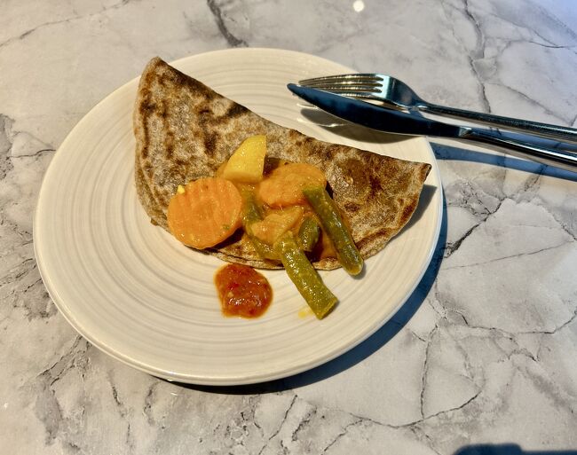 ナンも頂きました。味が普通かなぁ⁈