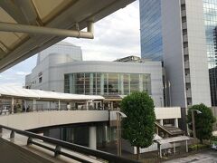 川口総合文化センター