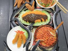 名古屋の国内線のBaggage Claimには、名古屋名物が流れていました。