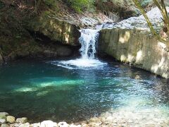 【河津七滝 蛇滝】潜りたくなる淵です