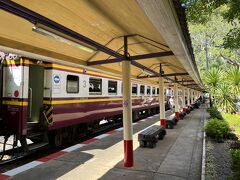 終点のナムトック駅
カンチャナブリから2時間。
バンコクからは5時間。