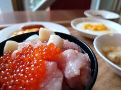 おはようございます…
朝食ブッフェです

ここの朝食が好きなのでできるだけ連泊にして２日目はブッフェを食べるようにしています
いくらどーん！