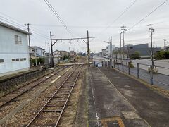 そして吉良吉田駅。この先は三河線の海線で碧南まで続いてましたが、敢えなく廃線。。。。