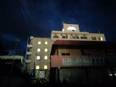 穴吹駅から徒歩１０分ほどの場所にあるホテル。