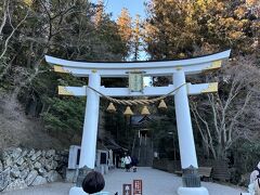 最後は宝登山神社。前回は時間が無く入口を見ただけだったのでうれしい。
