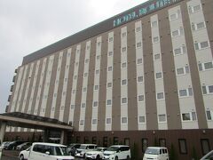 宿泊した「ルートイン東近江八日市駅前」
新しいうえ、駐車場は入口周辺に拡がっているので近くて助かります

朝食後仕度をして出発、今日は八日市から山科を廻り京都へ向います。