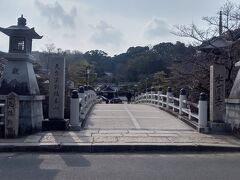 水間寺（水間観音）
露店が出ていたりして にぎわっていました
パワースポットの滝なんかも ありました