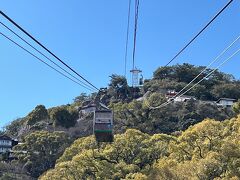 千光寺山ロープウェイに乗って千光寺へ