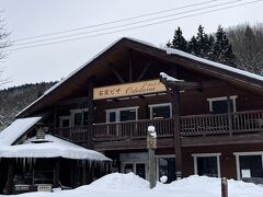 ホテルすぐ近くのピザのお店「オルトラーナ」
事前に調べたときには定休日だったのですが開いてて嬉しい♪