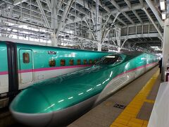 新青森から新幹線に乗って木古内へ。