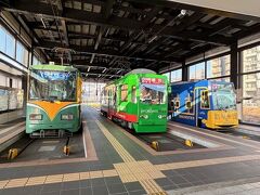 本日も路電で鹿児島駅まで出てJR利用で目的地まで参ります。
まずは朝一で霧島神宮にご挨拶に行くよー！