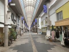 権堂商店街。
こんな渋いところももう見られないのか。