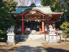 ●中野氷川神社＠JR/東中野駅界隈

関西に住んでいた頃、「氷川神社」という名前の神社に出合ったことがありませんでした。関東で、色々調べていると「氷川神社」と名のつく神社にたくさん出合います。
昔、さいたま市にある武蔵野の国の一宮神社でもある「氷川神社」にお参りに行ったことがあるのですが、そこを主として、現在の多摩川と、昔の荒川の間の荒川流域に多く分布しているようです。ここもその一つのようです。
