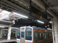 06時55分 終点の高崎に到着し､06時58分発の横川行の信越線に乗換

今回は接続いい
こちらも高崎発の一番電車です