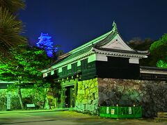 高知城追手門